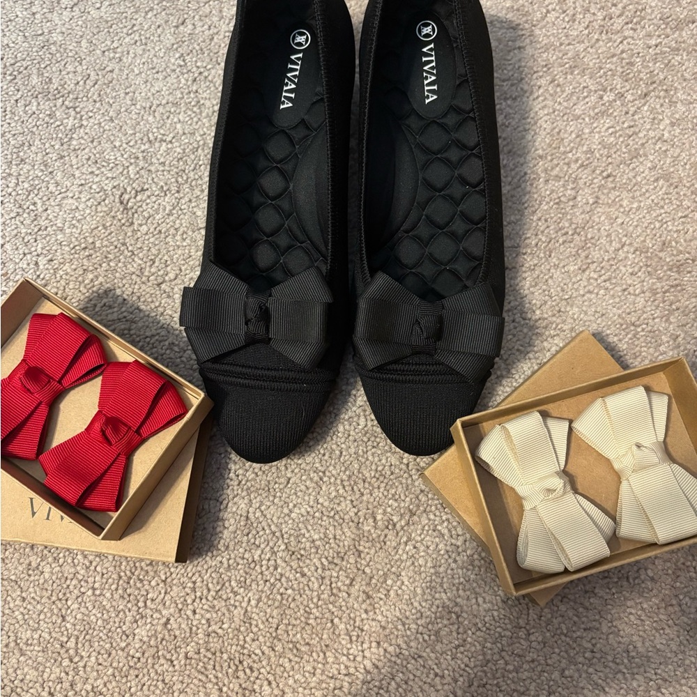 Women's Black Heels with Removable Bow